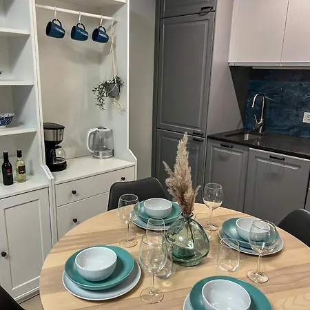 Апартаменты Malibu Ocean Sunset Адехе